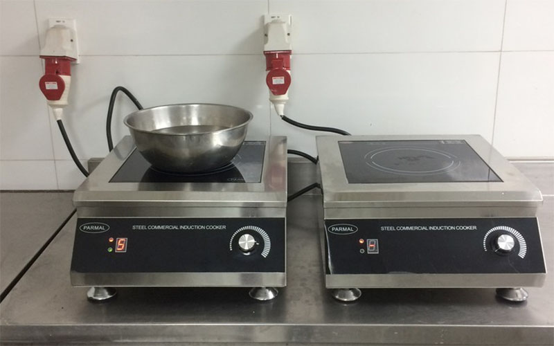 Bếp từ đơn công nghiệp Parmal 5000W mặt phẳng - Hàng chính hãng