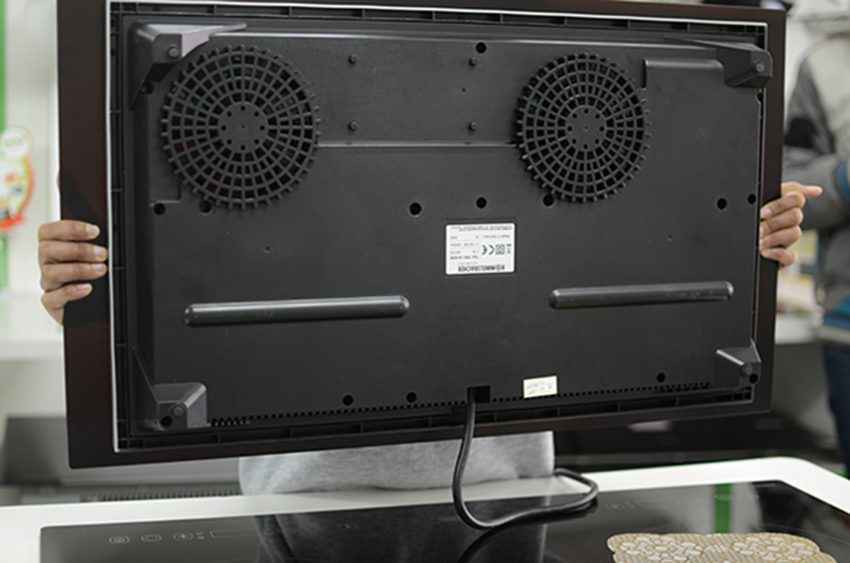 Cấu tạo của bếp từ Rommelsbacher EBC3410