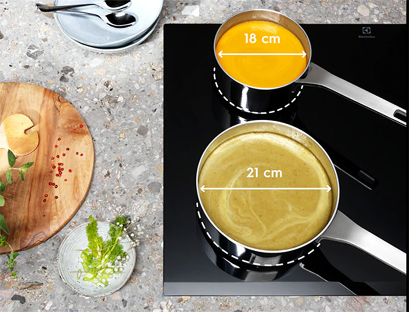 Chức năng nhận diện nồi nấu của bếp từ tư âm kính ELectrolux EIV644