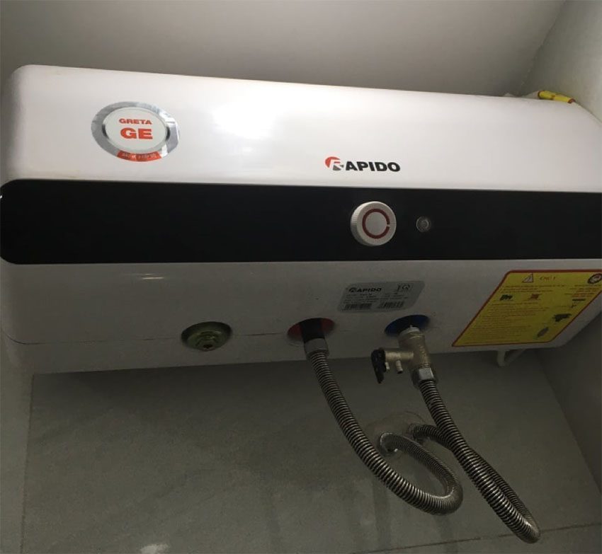 Bình nước nóng Rapido Greta GE 30L với thiết kế gắn tường