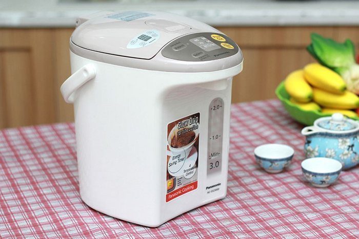 Binh-thuy-dien-Panasonic-NC-EG3000CSY