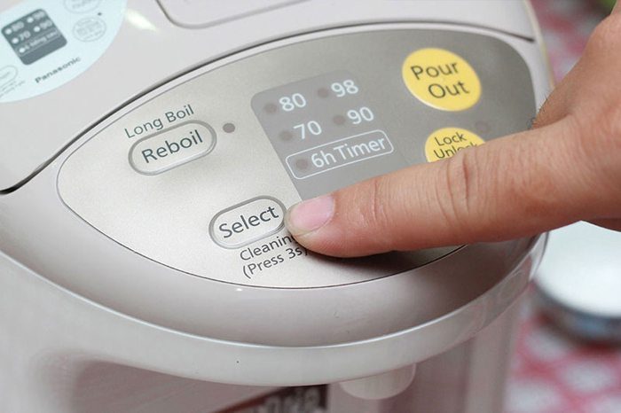 Binh-thuy-dien-Panasonic-NC-EG3000CSY