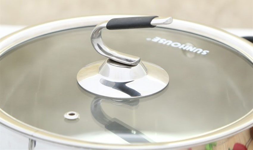 Thiết kế núm của bộ nồi 3 đáy Sunhouse SH891