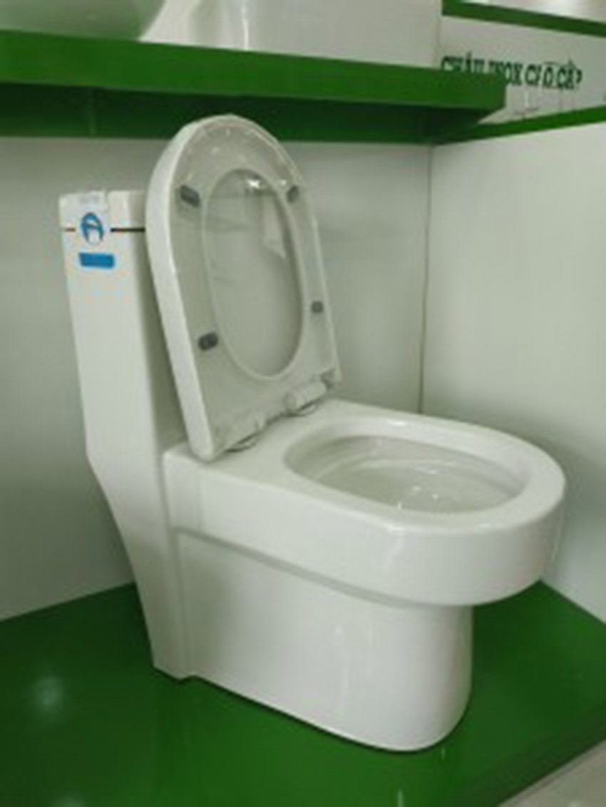 Bồn cầu két liền Sumika 1018 - Hàng chính hãng