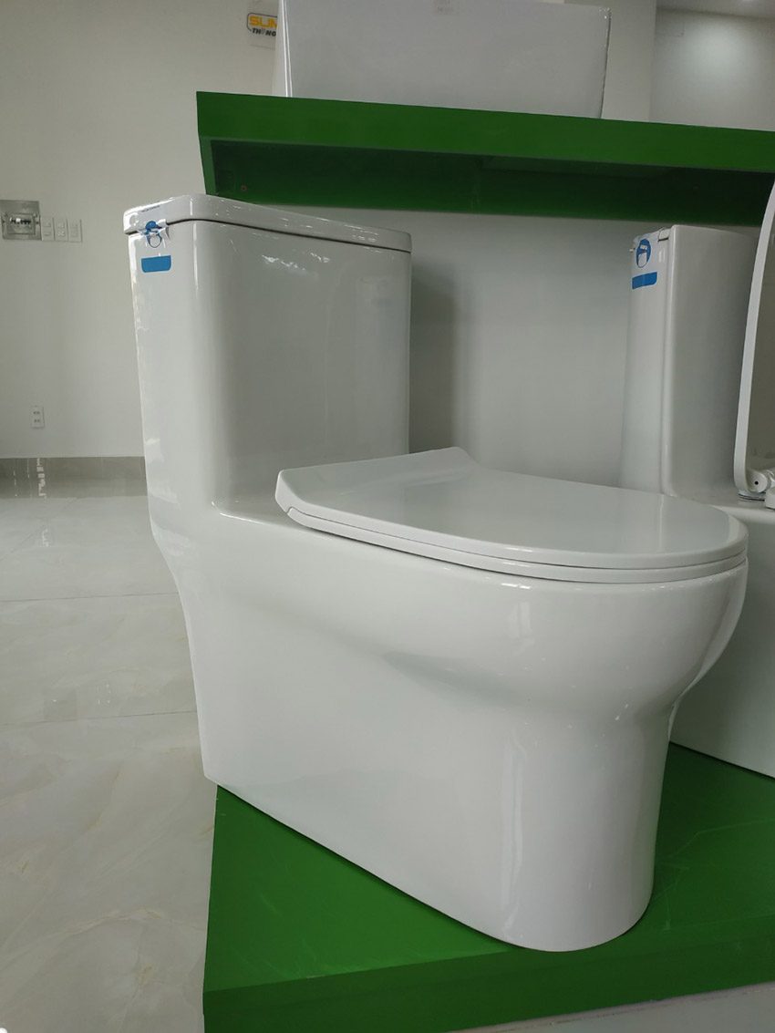 Bồn cầu một khối Sumika 1050 - Hàng chính hãng