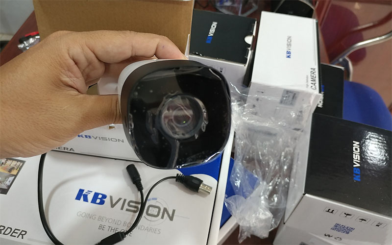 Camera HD Analog Kbvision KX-A2111C4 - Hàng chính hãng