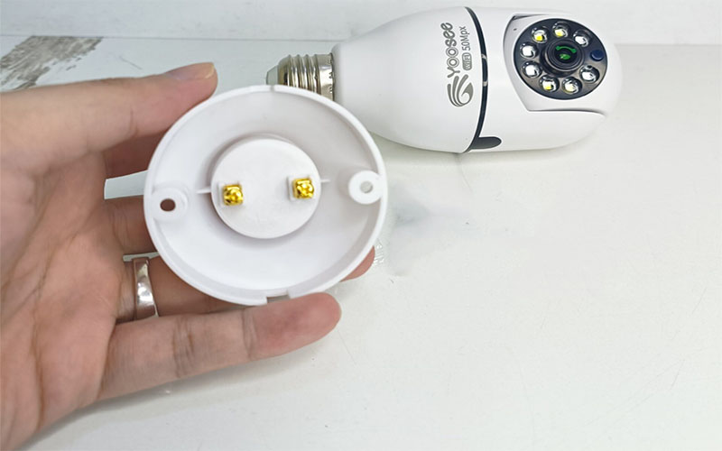 Camera IP wifi bóng đèn Yoosee HK211