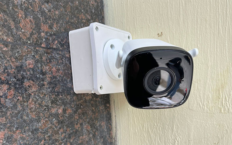 Camera IP Wifi ngoài trời Kbvision KX-A2013WN-A - Hàng chính hãng