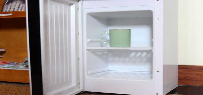 Cây nước nóng lạnh 3 vòi FujiE WDBD20E - Hàng chính hãng