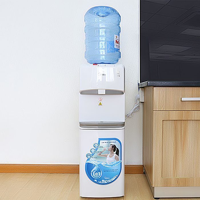 Midea YL1632S