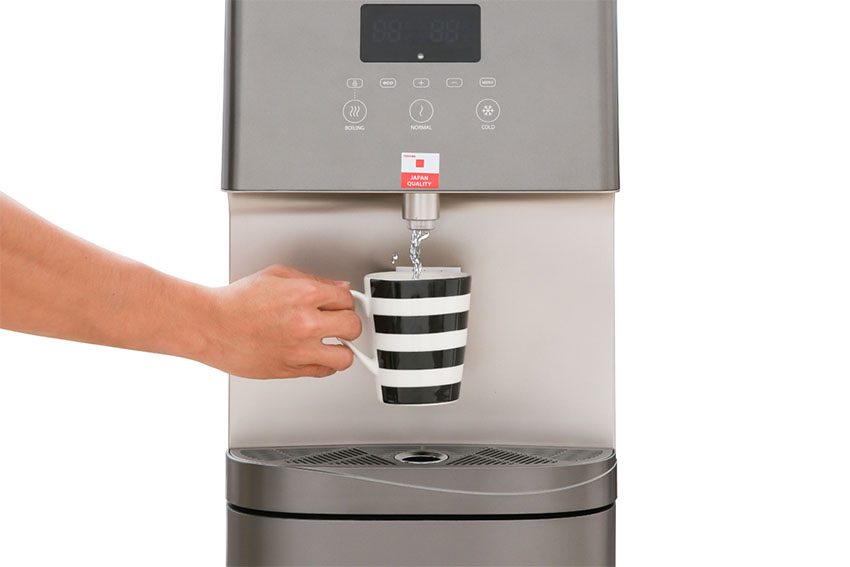 Vòi lấy nước của Cây nước nóng lạnh Toshiba RWF-W1830UVBV