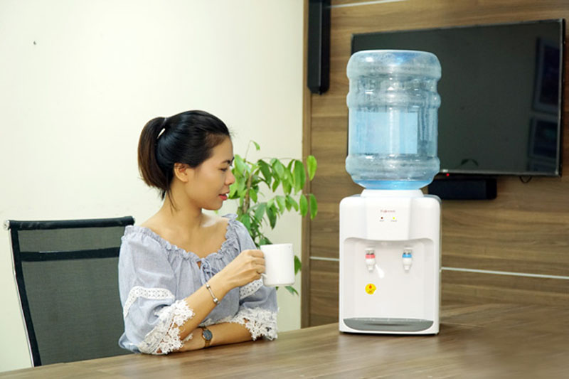 Cây nước nóng lạnh để bàn Fujihome WD5510E - Hàng chính hãng