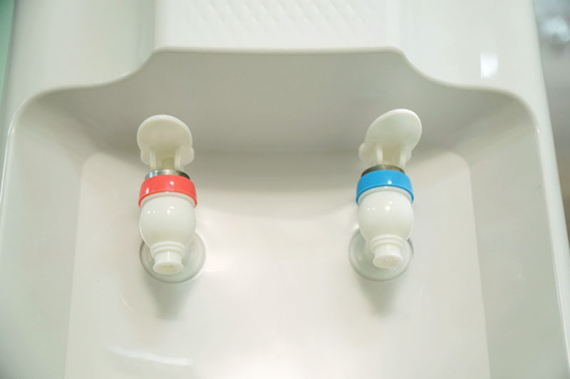 Cây nước nóng lạnh để bàn Fujihome WD5510E - Hàng chính hãng