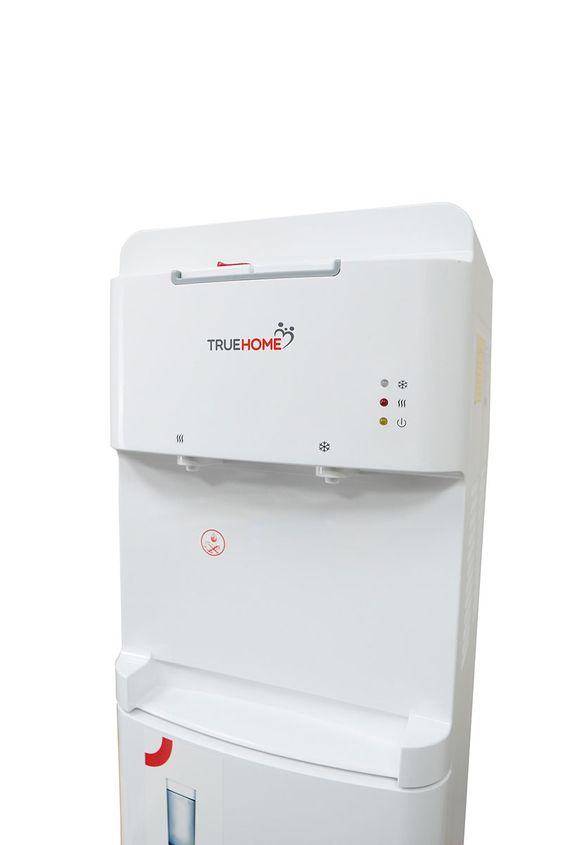 Khay hứng nước thừa có thể tháo rời để vệ sinh dễ dàng