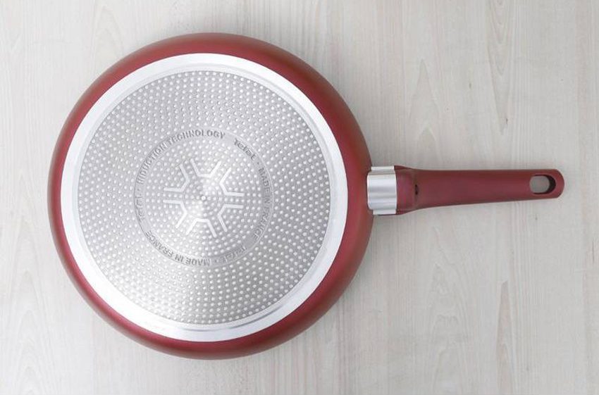 Chảo chiên chống dính Tefal C6820672 