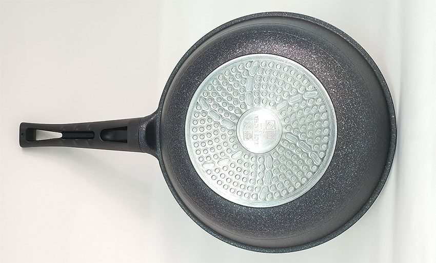 Đáy của Chảo đá hoa cương Korea King Home Cheft HFP-26D