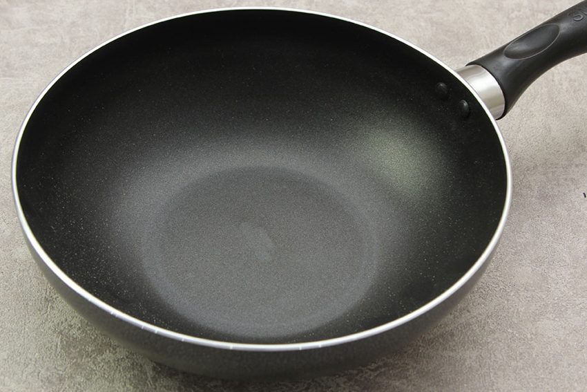 Độ sâu của chảo sâu Sunhouse SHS26