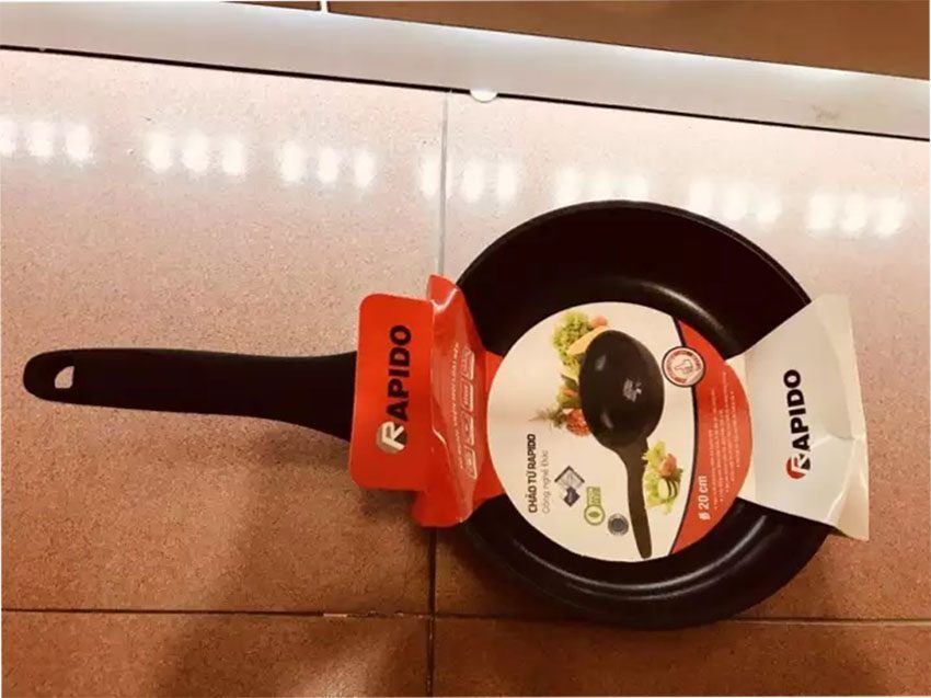 Chảo từ Teflon 20cm Rapido RA20-TE đáy phẳng