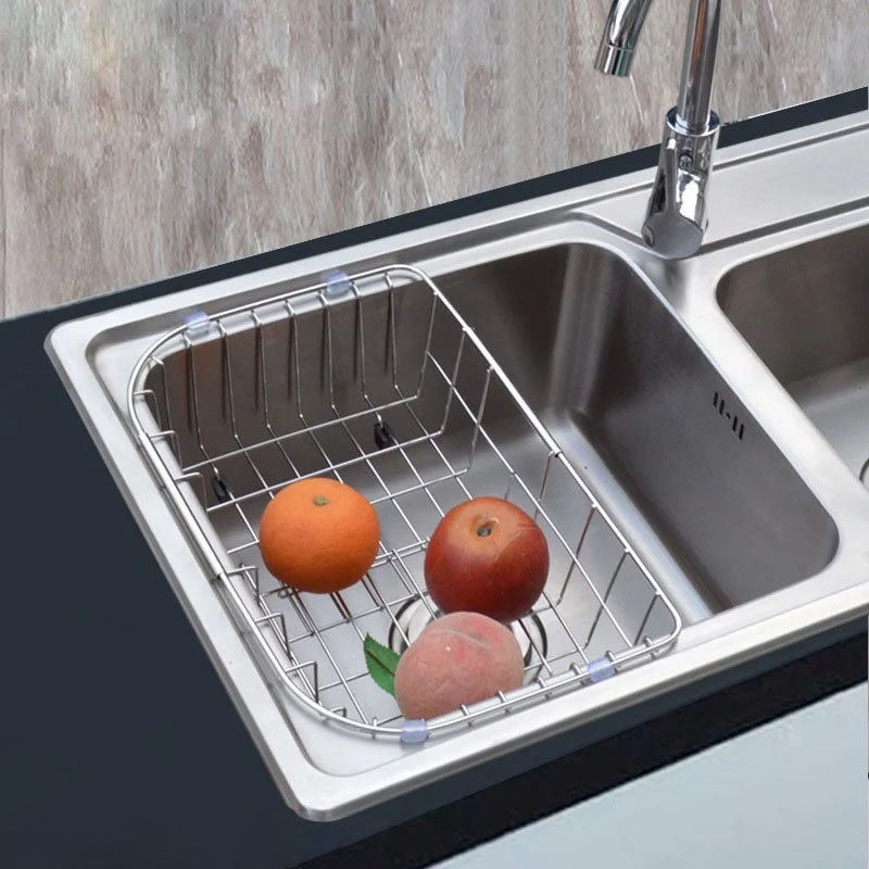 Chậu rửa chén Roland B-8849V sở hữu thiết kế trang nhã với 2 chậu lớn nhỏ đối xứng nhau