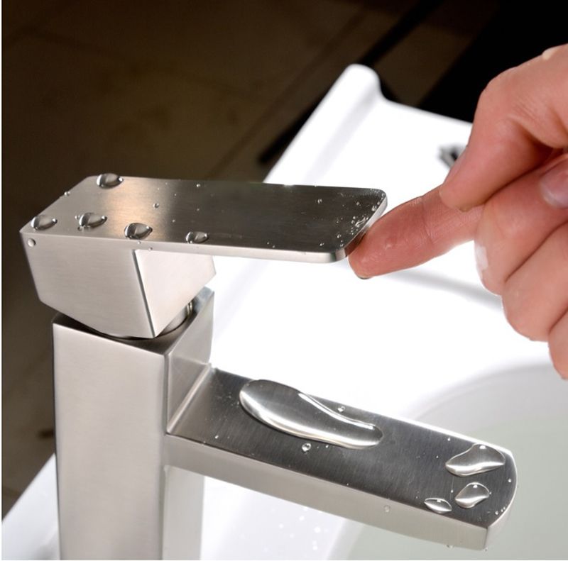 Vòi lavabo nóng lạnh Roland RL-2625 - Hàng chính hãng