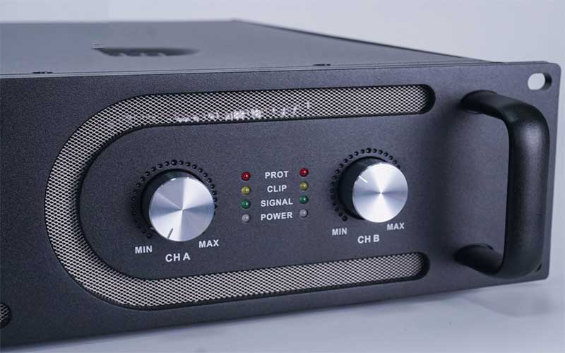 Cục đẩy công suất CAVS DF2800 - Hàng chính hãng