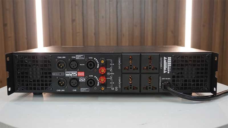 Cục đẩy công suất CAVS Z800 - Hàng chính hãng