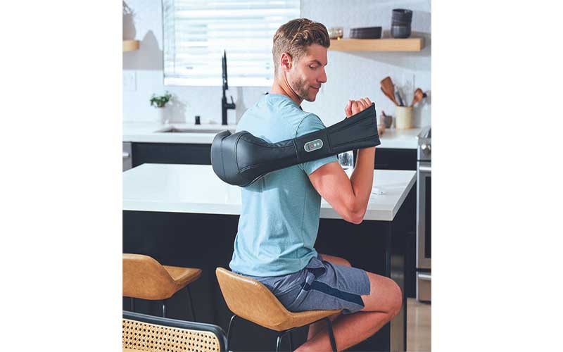 Đai massage Shiatsu cổ vai gáy và toàn thân kèm nhiệt Homedics NMS-615HJ