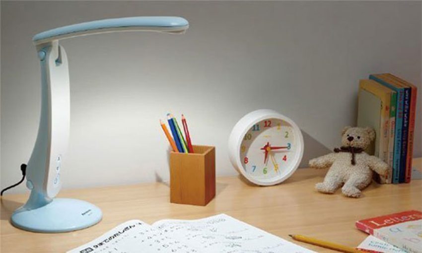 Đèn bàn Led Panasonic SQ-LD300-A - Hàng chính hãng