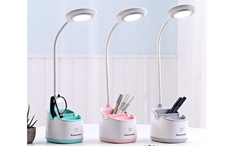 Đèn sạc để bàn LED Panasonic HH-LT033619 - Hàng chính hãng
