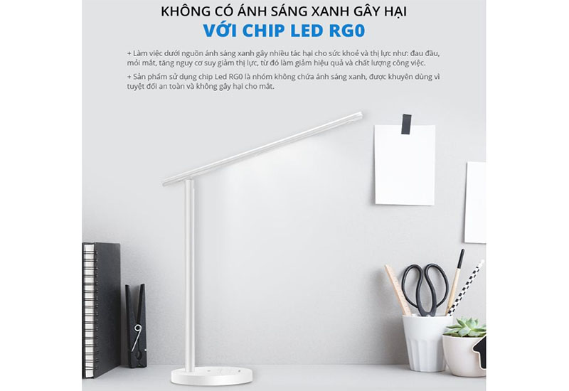Đèn LED sạc để bàn Panasonic HH-LT0421