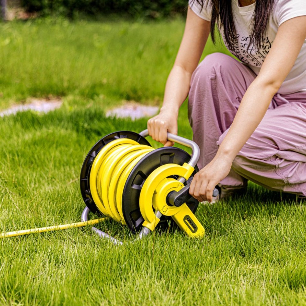 Guồng dây tích hợp vòi tưới cây 15 mét Karcher HR 1.15 - Hàng chính hãng
