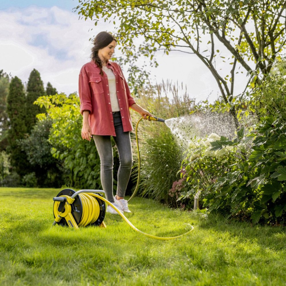 Guồng dây tích hợp vòi tưới cây 15 mét Karcher HR 1.15 - Hàng chính hãng