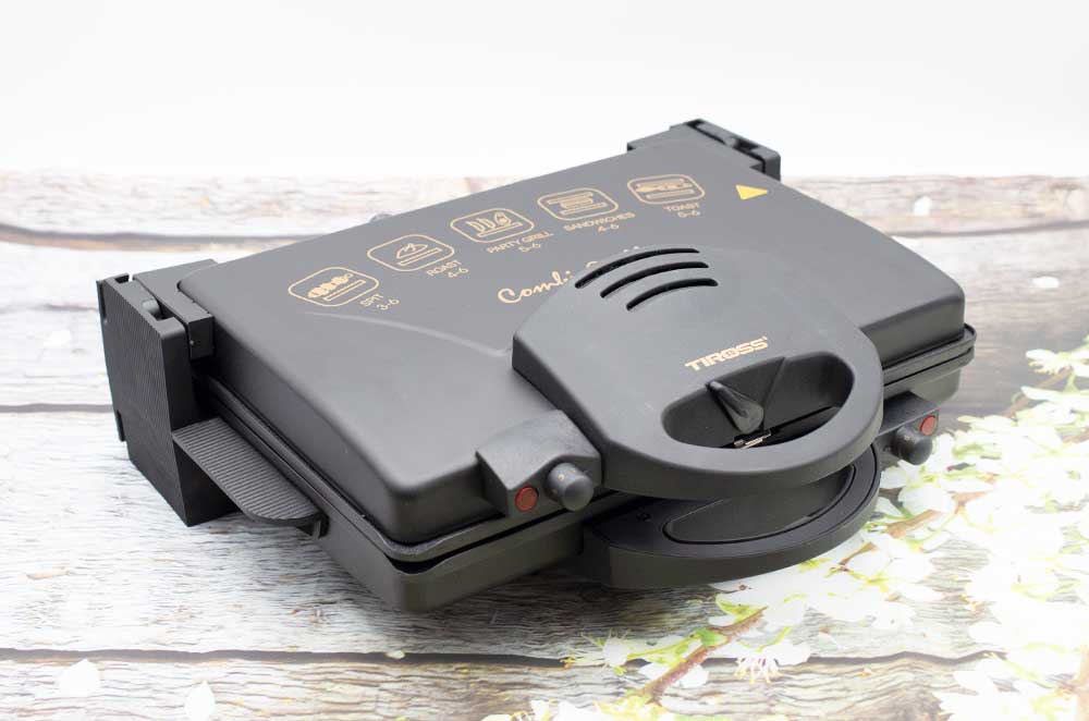 Kẹp nướng điện Tiross TS965 - Công suất 1900W - Hàng chính hãng