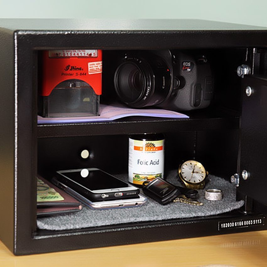 Két sắt Honeywell 5113 có kah3 năng cất dữ nhiều đồ, tiền,.. quan trọng