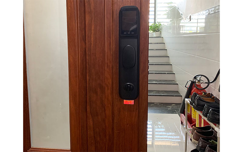 Khóa cửa nhận diện khuôn mặt Kassler KL-898 App Wifi - Hàng chính hãng