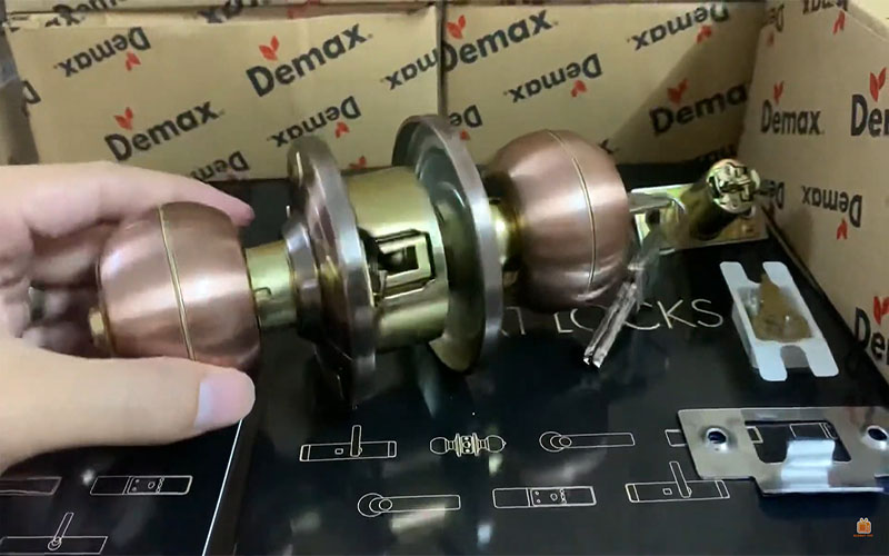 Khóa cửa tay nắm tròn Demax KL800 AC - Hàng chính hãng