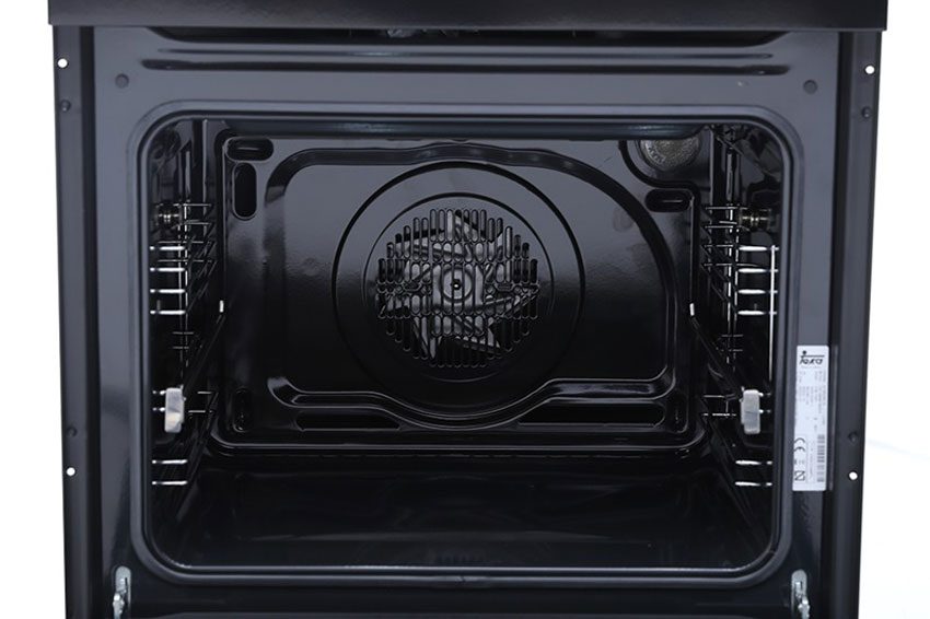 Dung tích lò nướng lớn lên đến 57 lít của lò nướng Teka 720