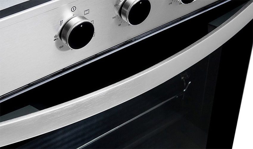 Tay cầm của lò nướng điện âm Teka HBB-605