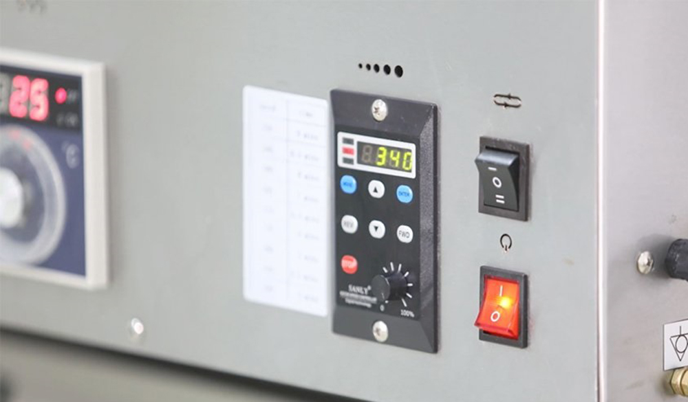 Lò nướng pizza băng chuyền dùng gas Hongling PZG-18 - Hàng chính hãng