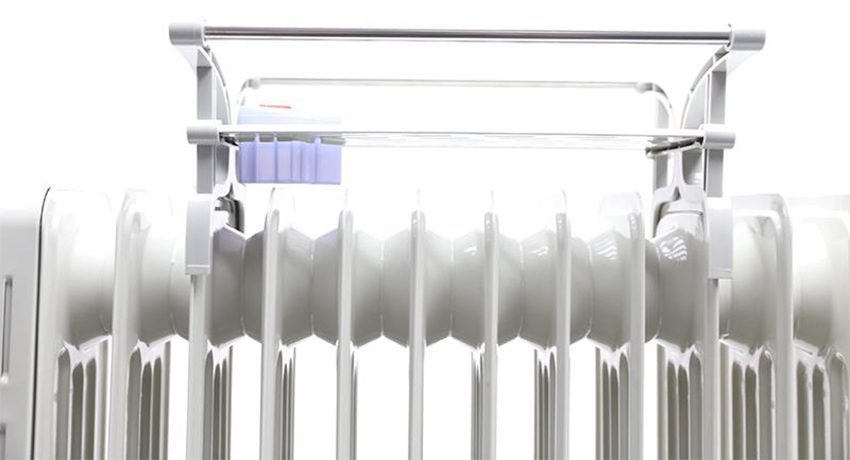 TRang bị thêm giá phơi đồ của Lò sưởi dầu Tiross 13 thanh TS-926