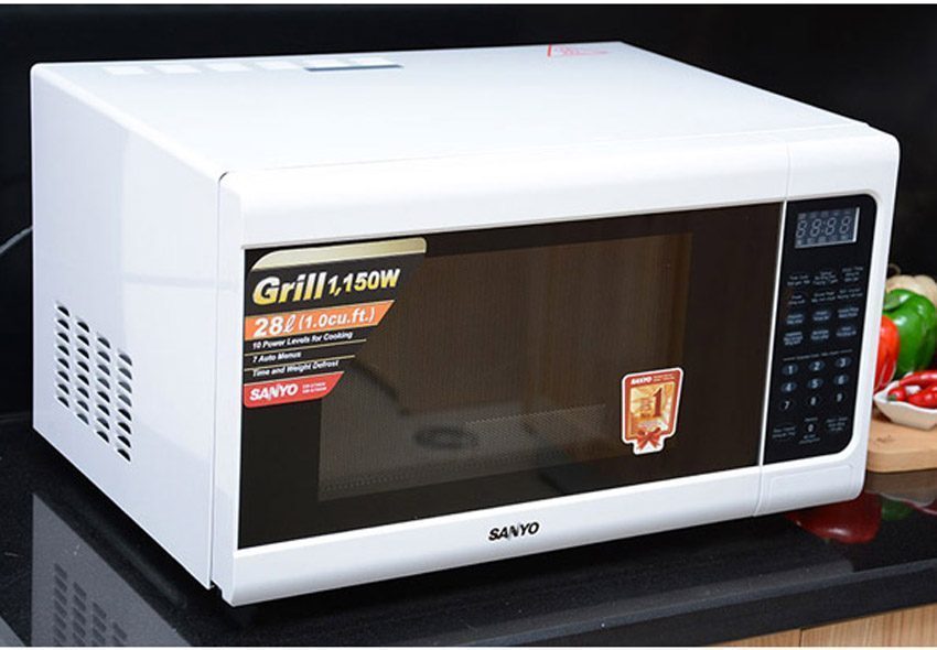 Kiểu dáng của lò vi sóng Aqua AEM- G7560W