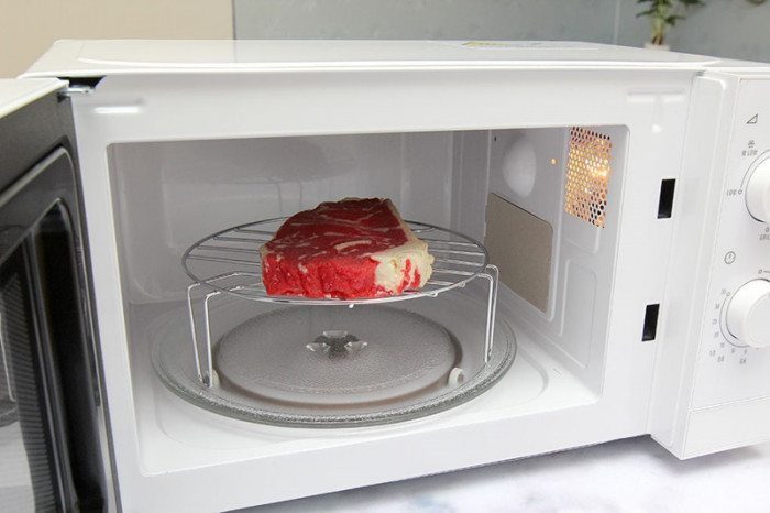 Lò vi sóng Electrolux EMM2022GW - Hàng chính hãng