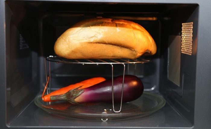 Lò vi sóng Electrolux EMS2347S