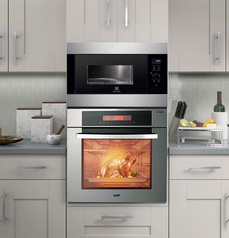 Lò vi sóng âm tủ ELectrolux EMS26204OX với thiết kế âm tủ hiện đại
