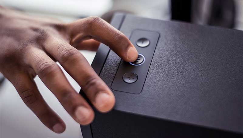 Bảng điều khiển của Loa bluetooth Edifier R1080BT