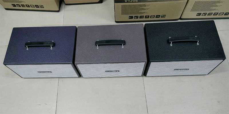 3 màu sắc của Loa karaoke xách tay Ronamax V-1206
