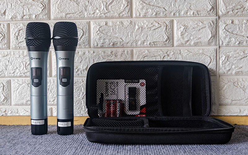Bộ micro không dây của Loa kéo di động Arirang MIK36