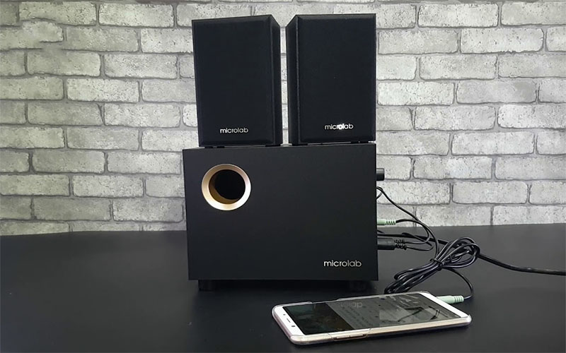 Loa máy tính Microlab M105