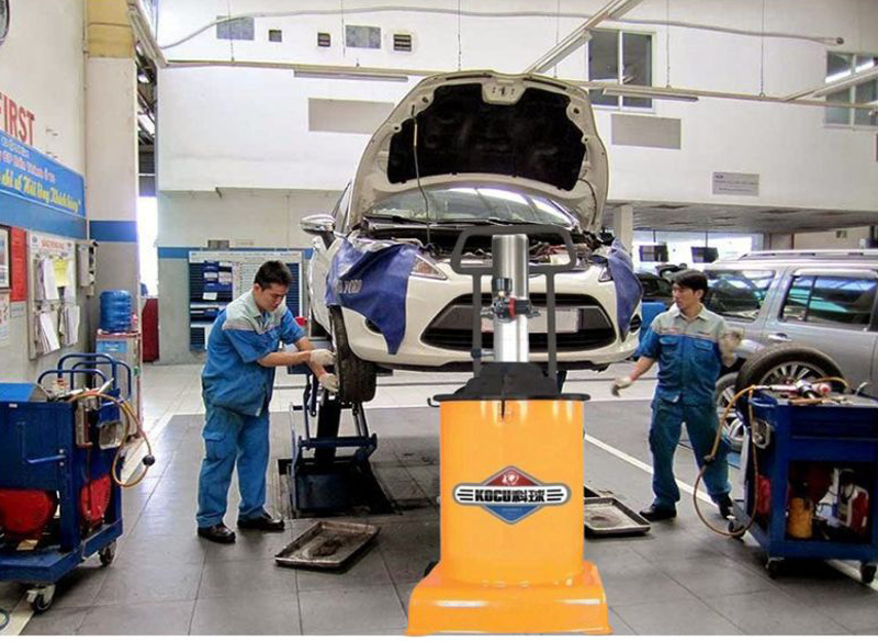 Máy bơm mỡ khí nén Kocu GZ-85B - Hàng chính hãng