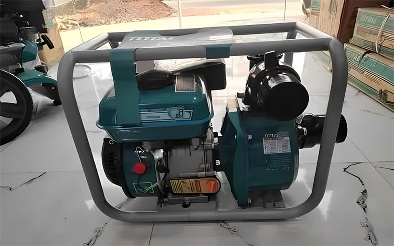 Máy bơm nước dùng xăng Total TP3201H - Hàng chính hãng